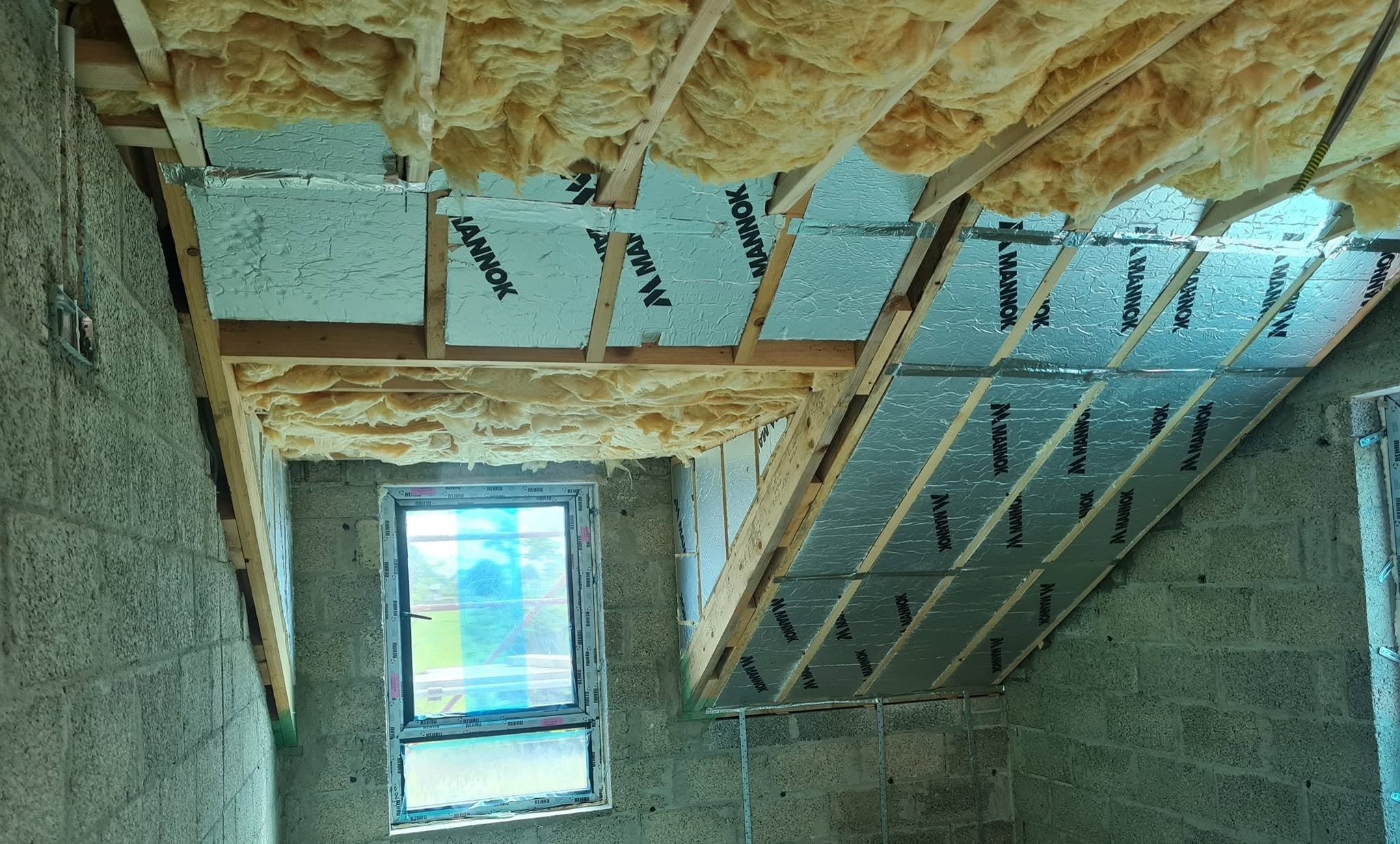 Plasterboarding and insulation