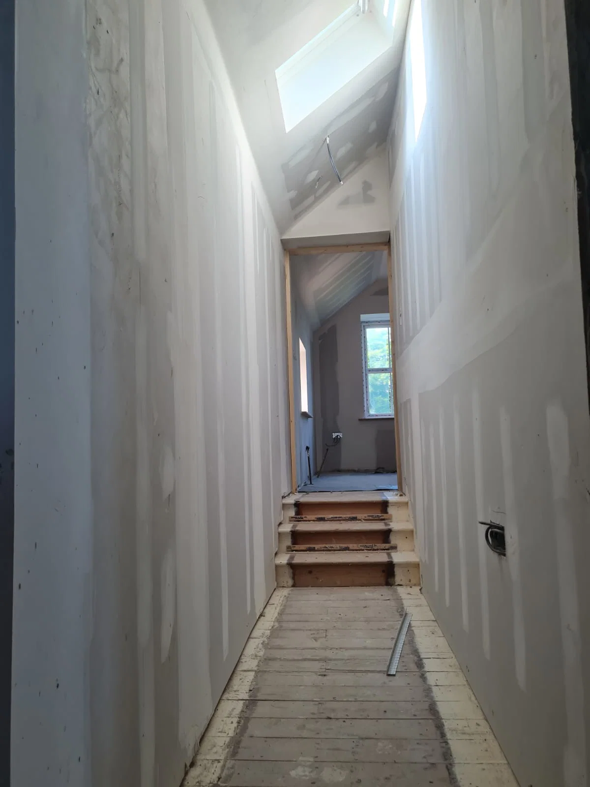 Dry Lining & Partitioning Contractors Northern Ireland